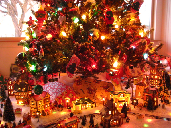 tree5.jpg (259741 bytes)
