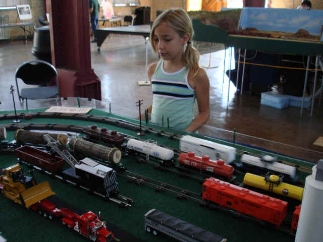 DSC01891.JPG (157659 bytes)